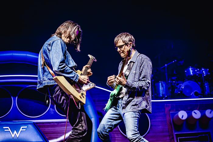 Smoke Doesn't Stop Weezer's Indie Rock Road Trip